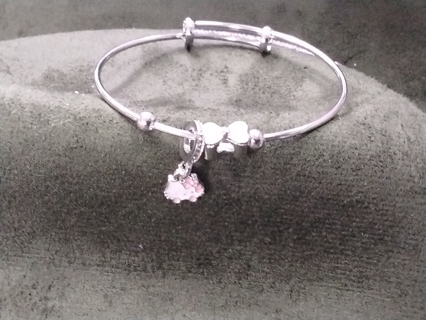 Kitty pink bow Bangle