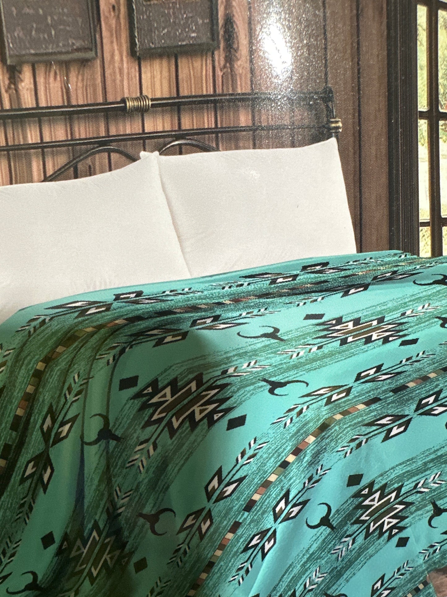 Western THIN THROW - Queen