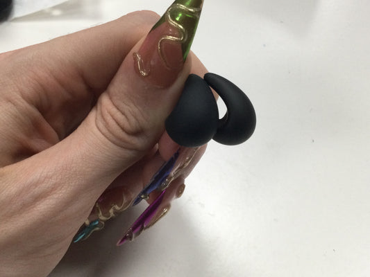 Elegant drop earrings