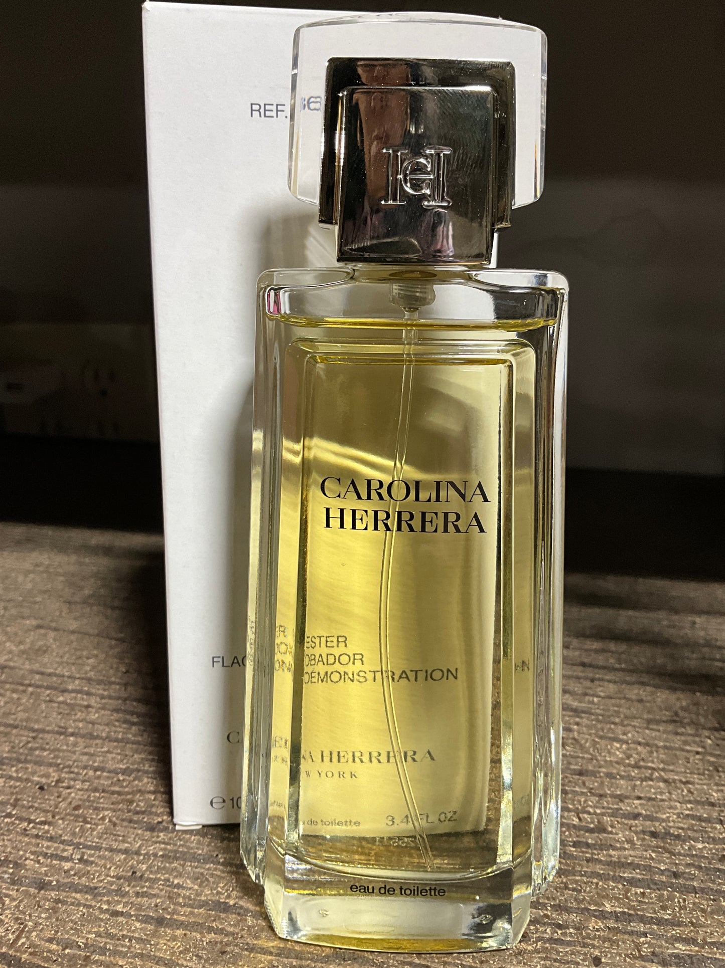 Carolina Herrera Women Perfume