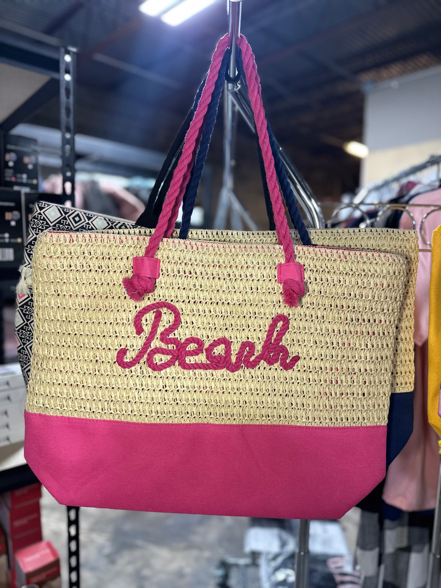 Wicker beach bag