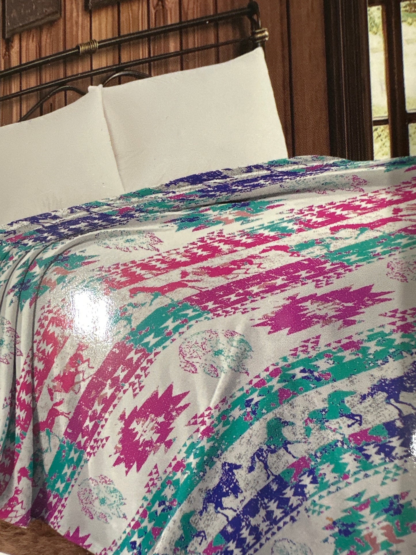 AZTEC BIRTHDAY CAKE TWIN THROW Queen