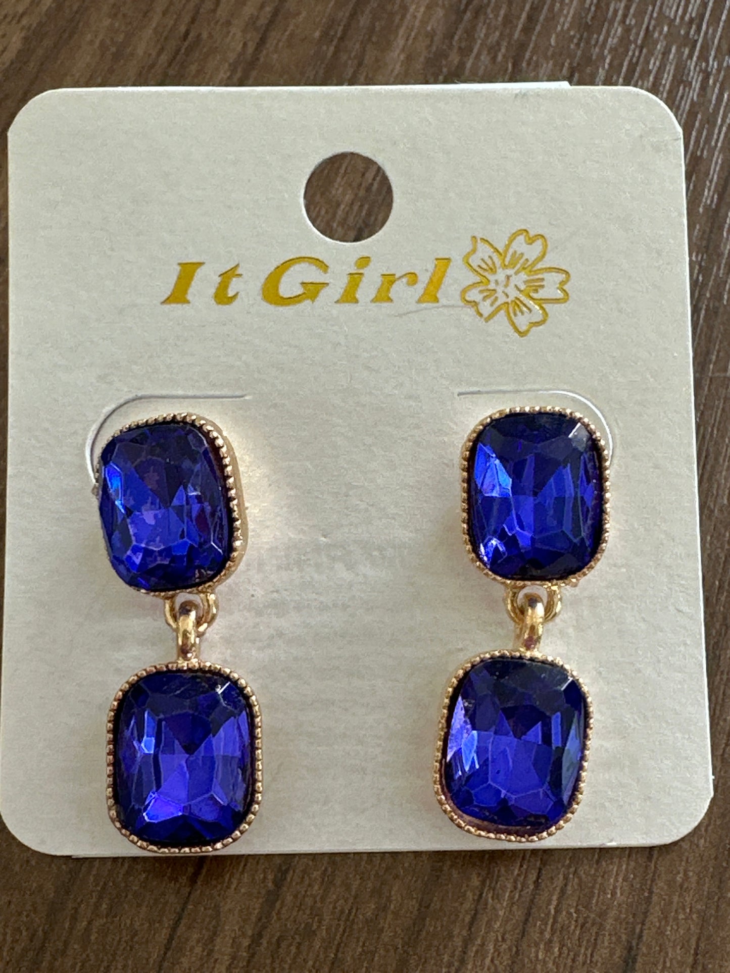 It Girl Earrings