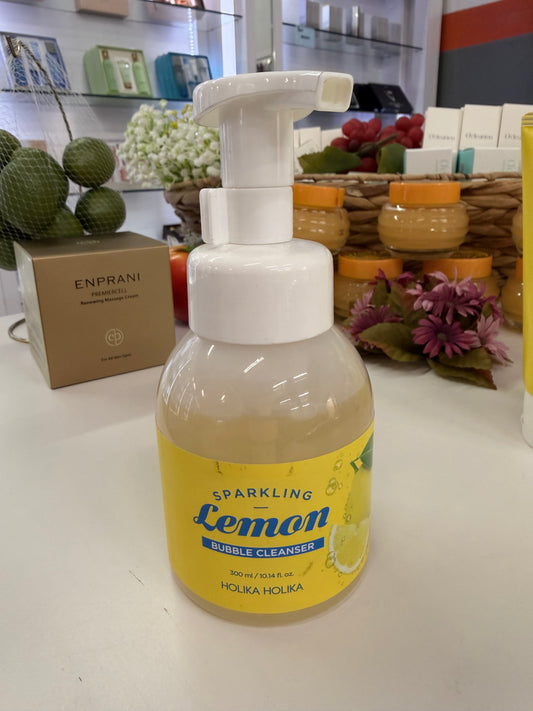 Holika Holika Sparkling Lemon Bubble Cleanser 🍋✨