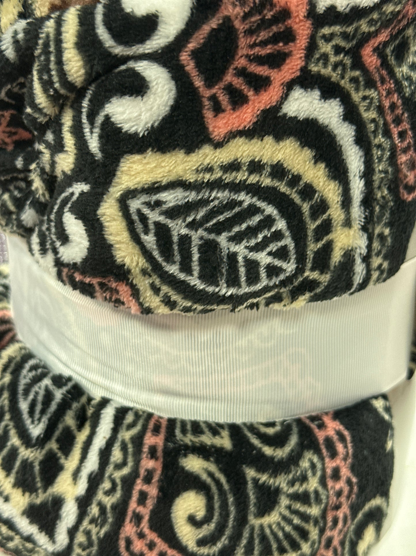 DANIELLE GROOVY BLANKET