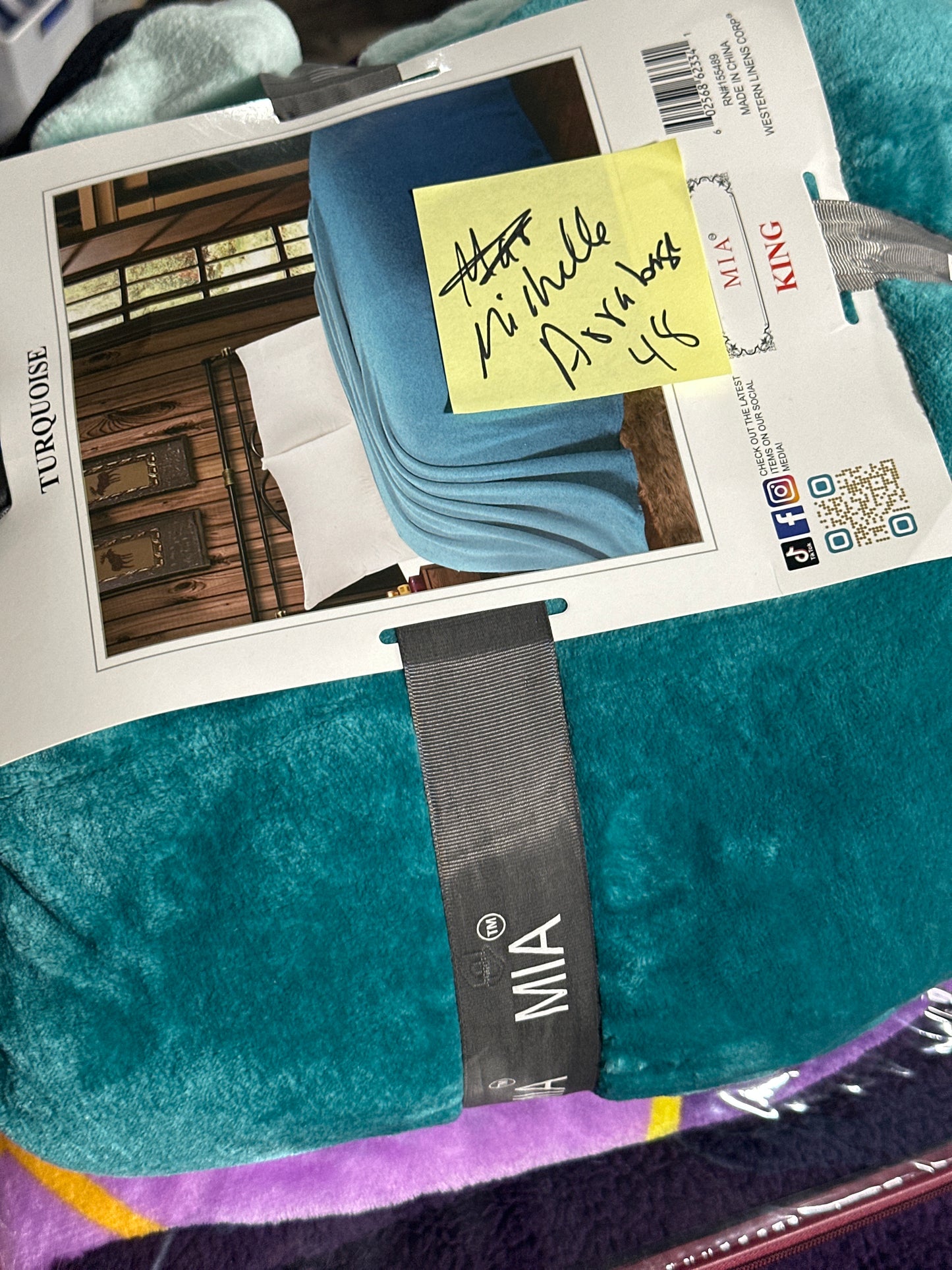 Arribage teal blanket