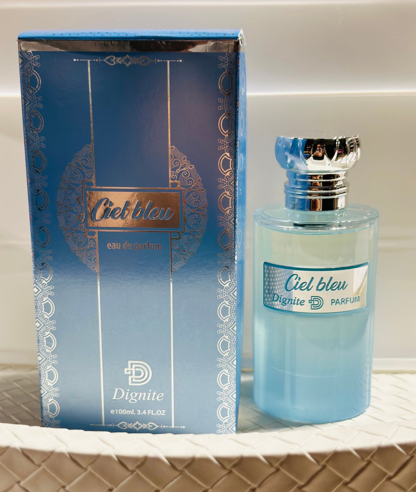 Dignite Ciel bleu