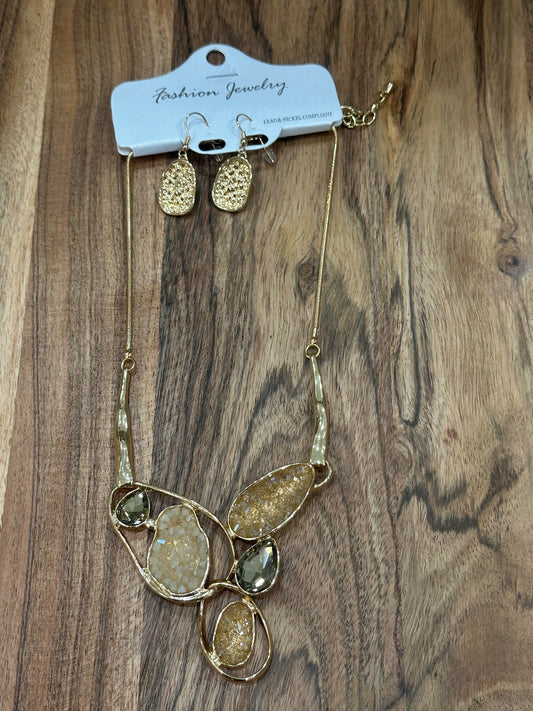 Crystal Shells Necklace