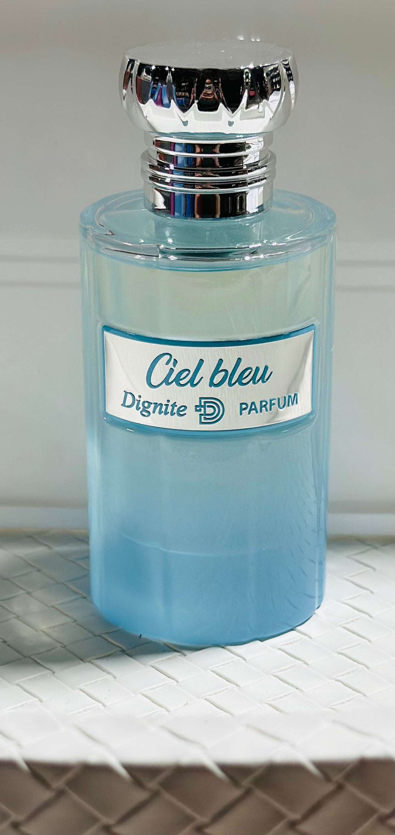 Dignite Ciel bleu