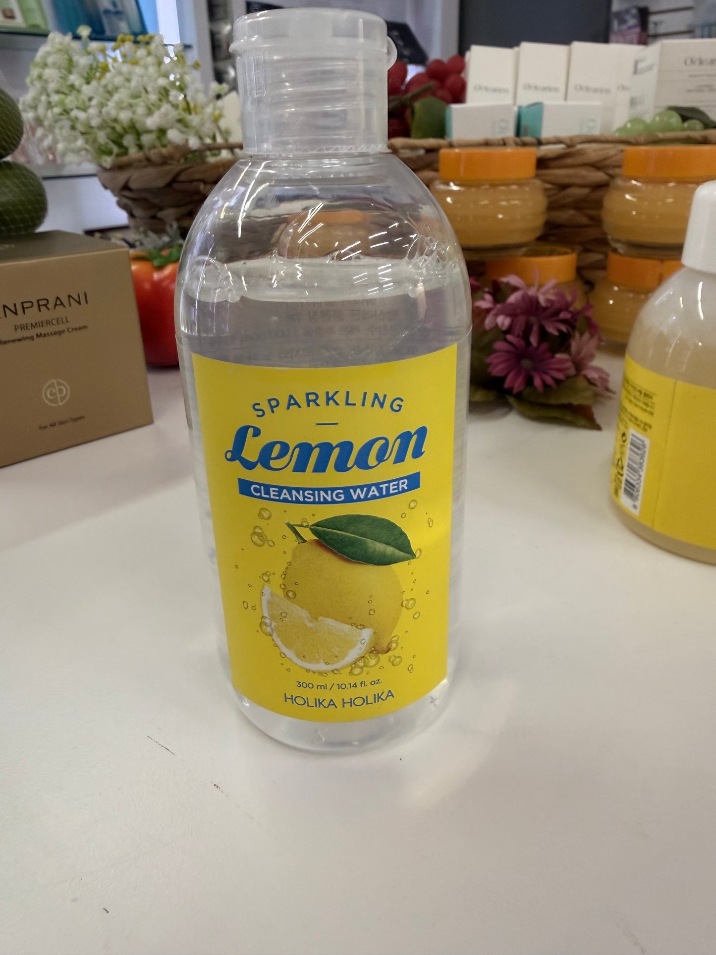 Holika Holika Sparkling Lemon Cleansing Water 🍋✨
