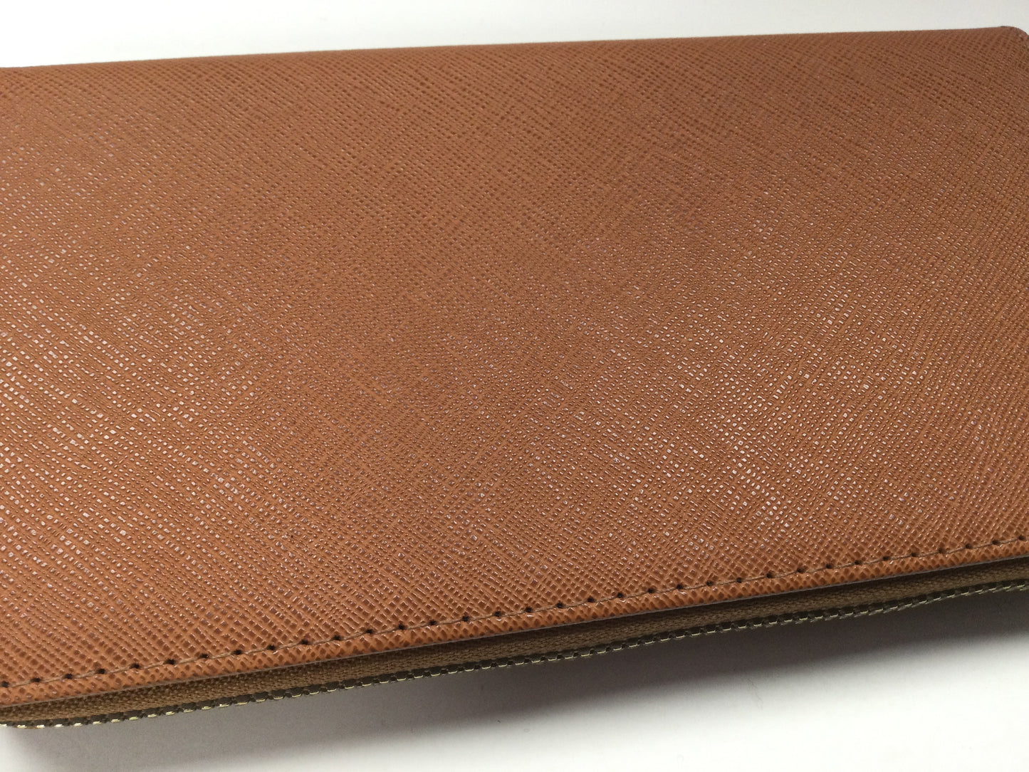 Solid color wallets