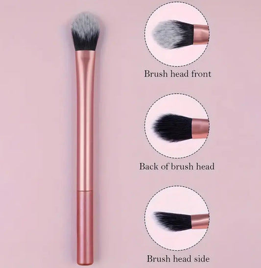 Pink Concealer Brush