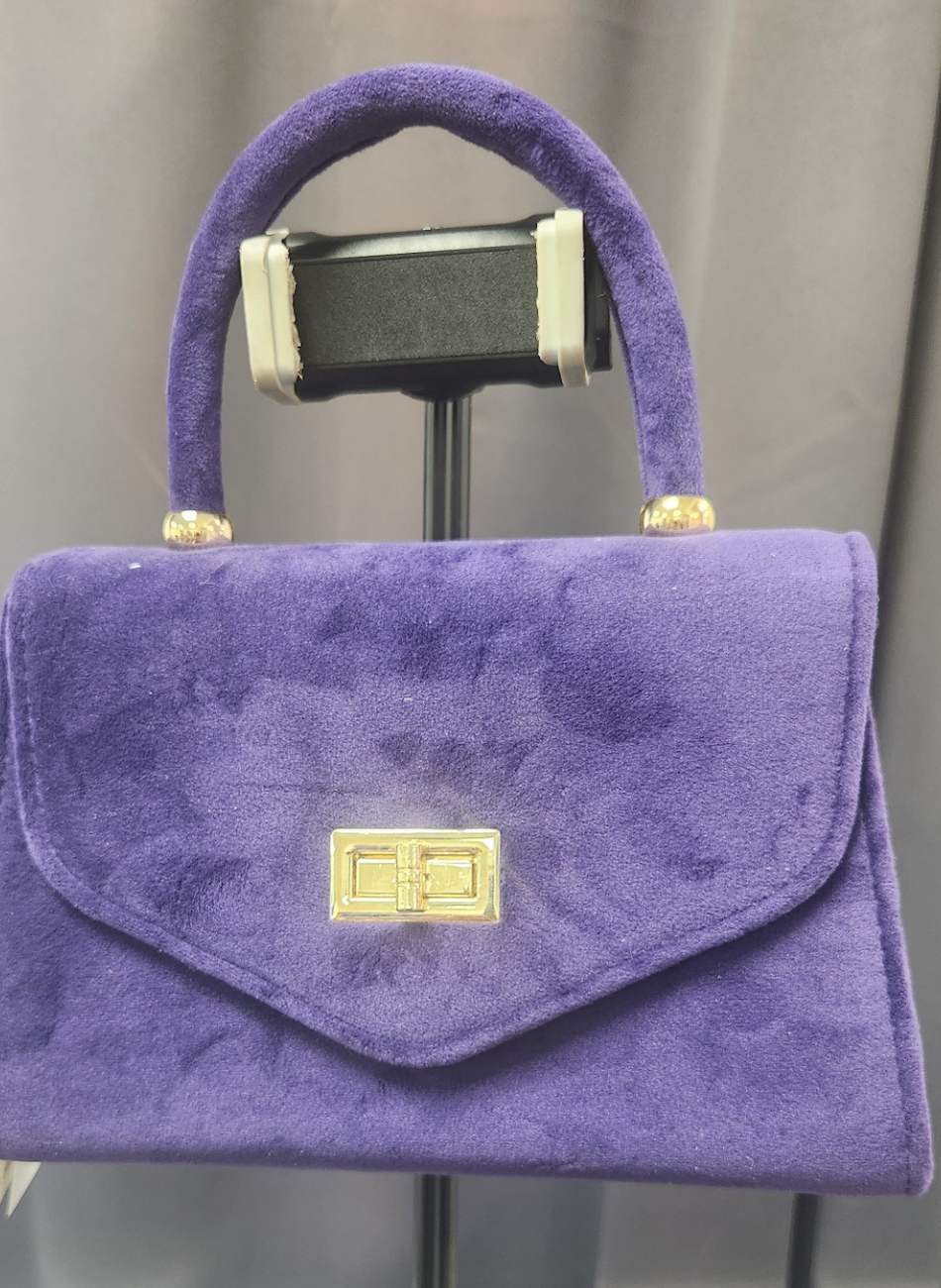 Pretty Black Purse