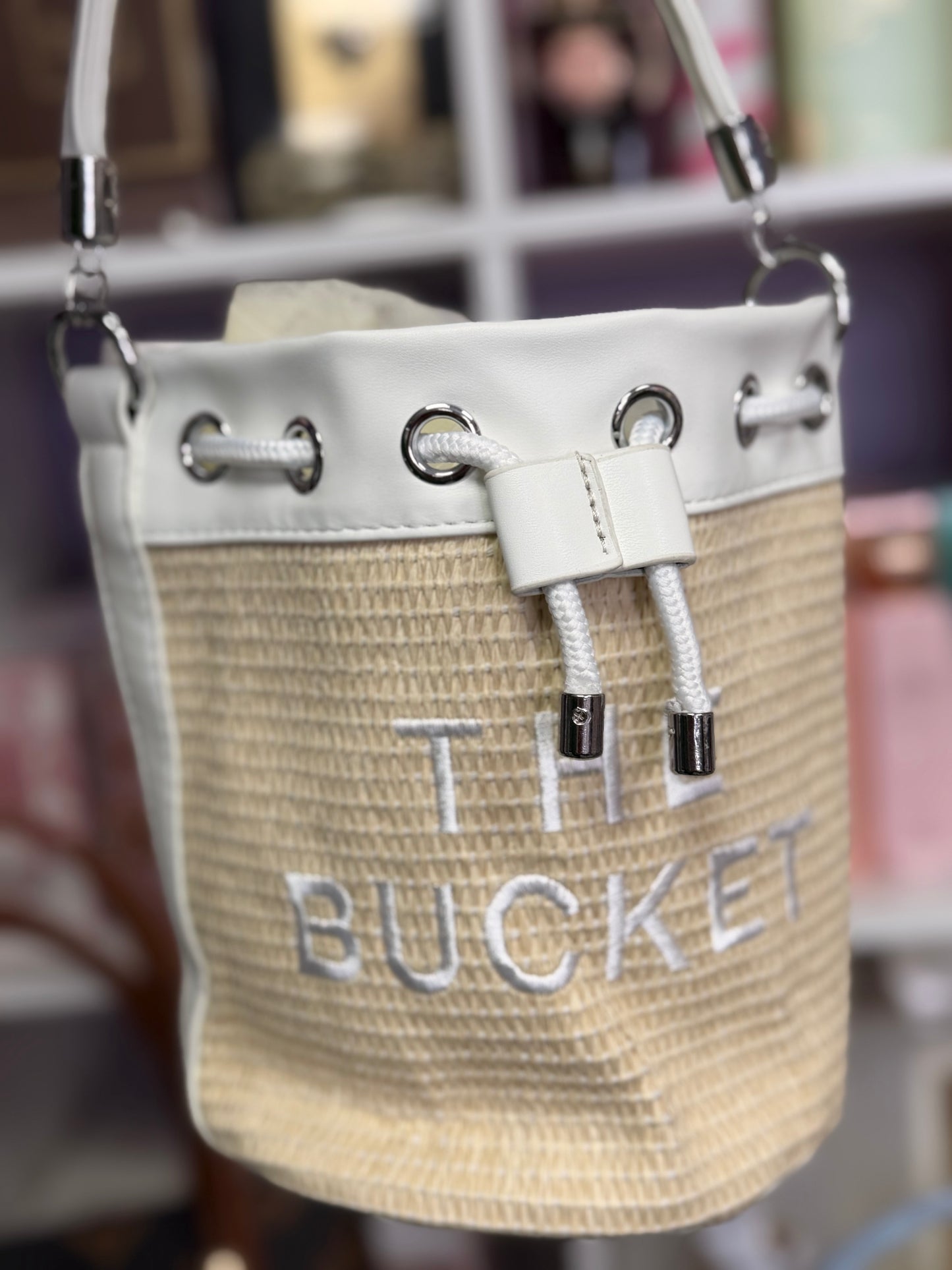 Mini bucket bag