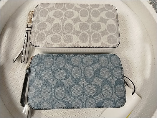 Crossbody 1026