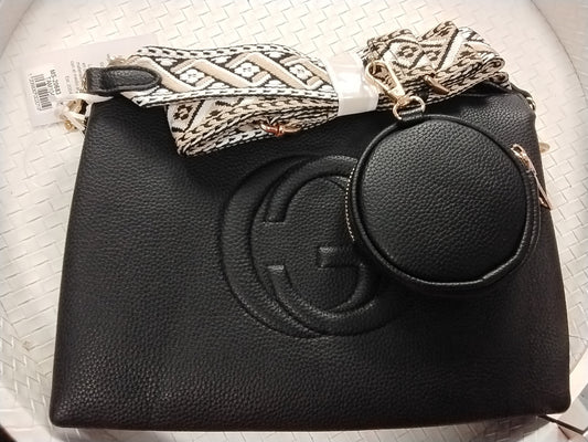 Fashion crossbody with pouch