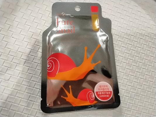 Pure Snail face mask
