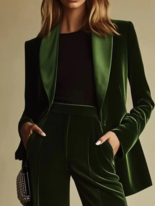 RUBY’S GREEN OUTFIT