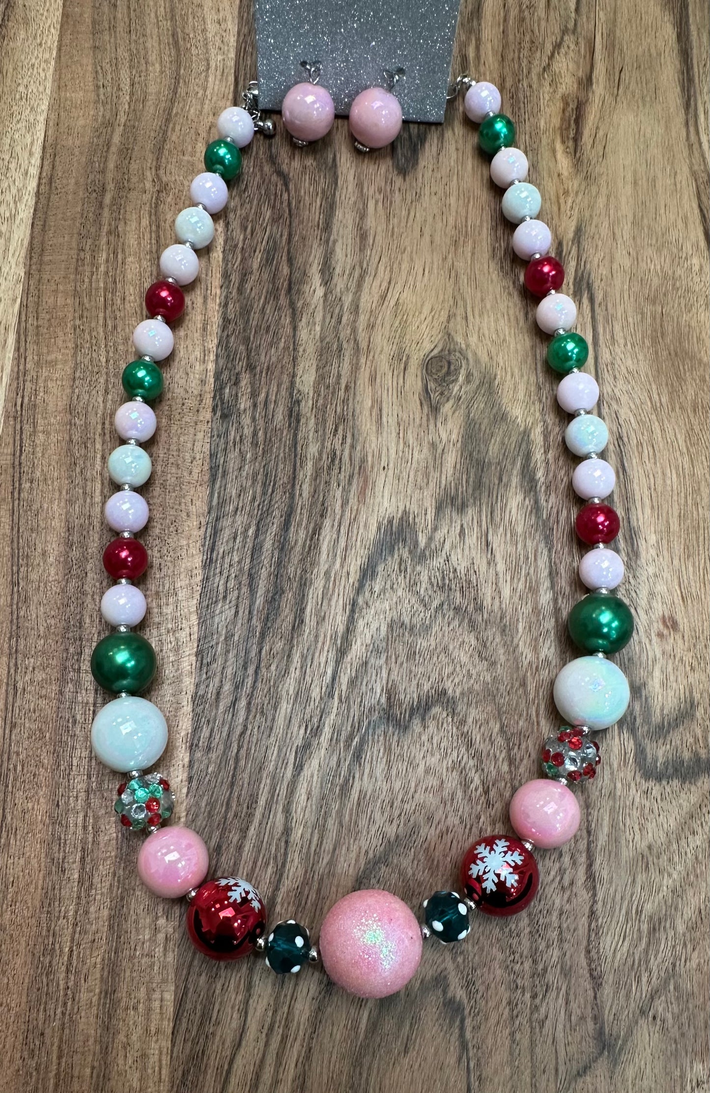 Holiday Pearls Necklace with Earrings set