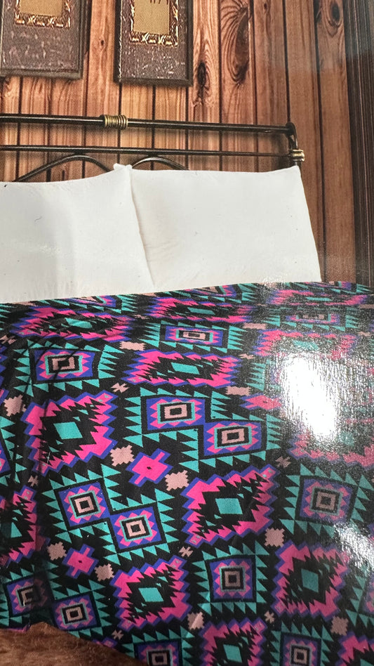 THIN THROW BLANKET - Southwest Pink Queen
