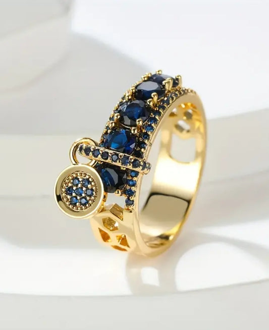 Gold Vintage Sapphire Ring