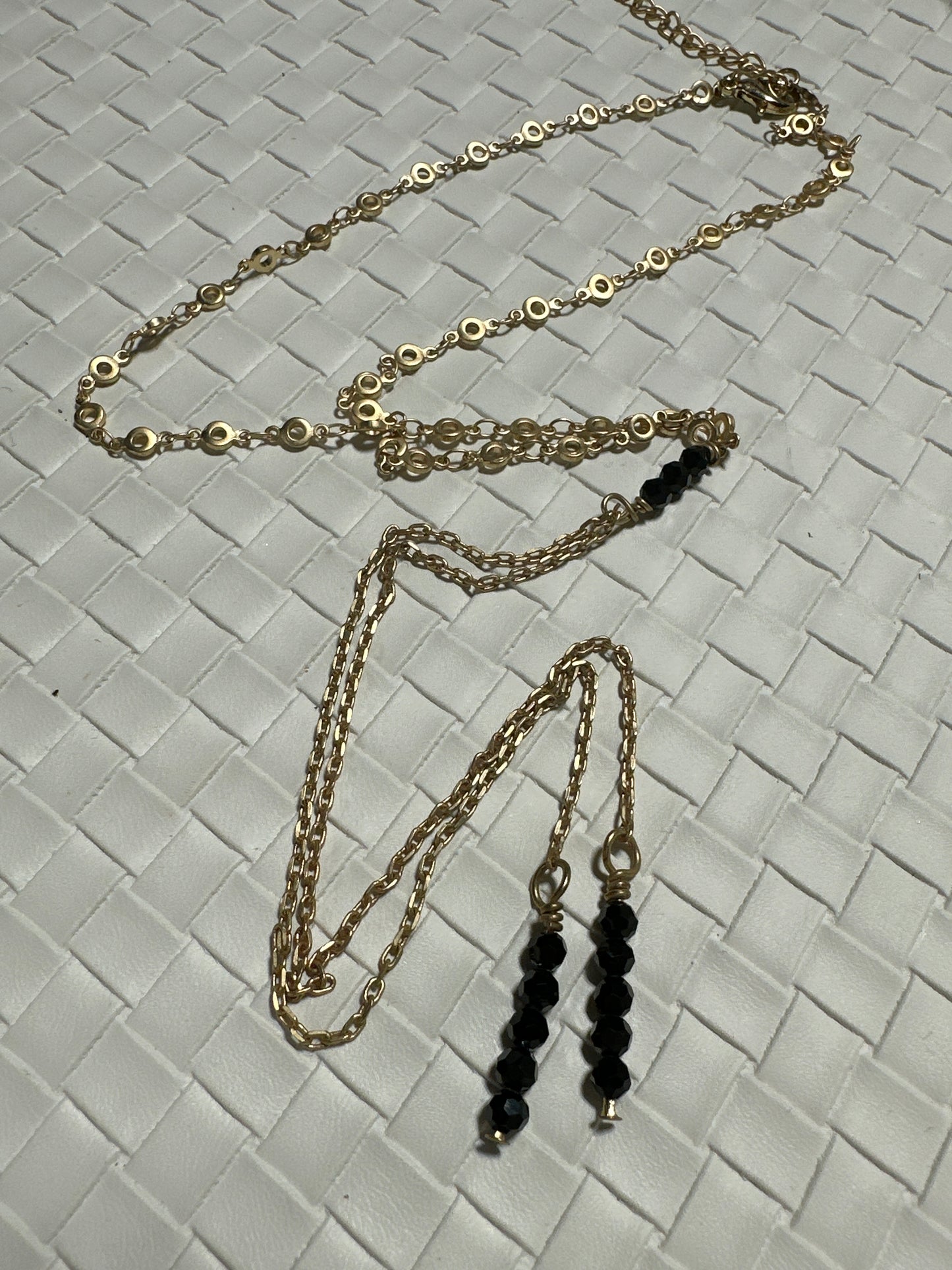 DinDin  necklace -black