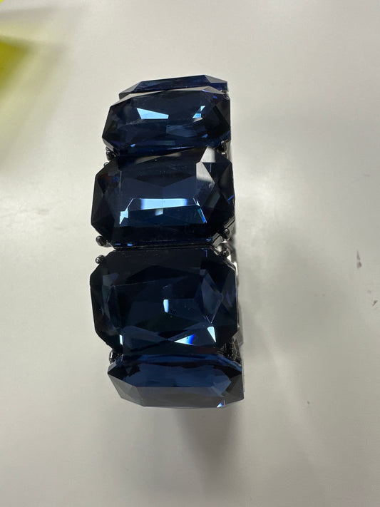 PRICILA BLUE