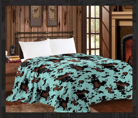 MINT COW PRINT - KING MIA BLANKET