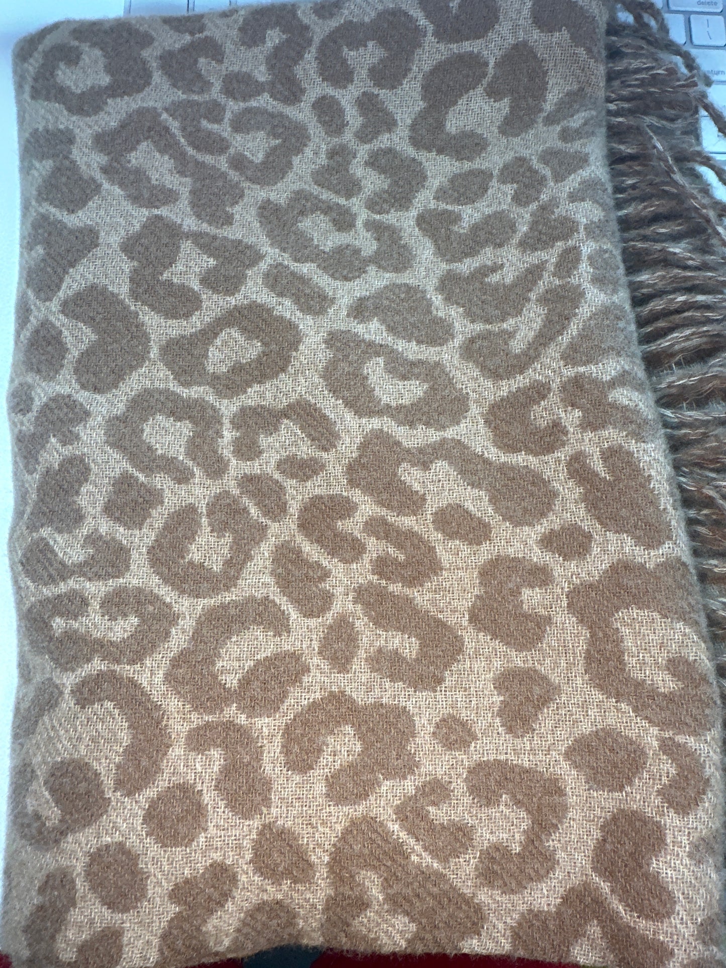 CHEETA SHAWL
