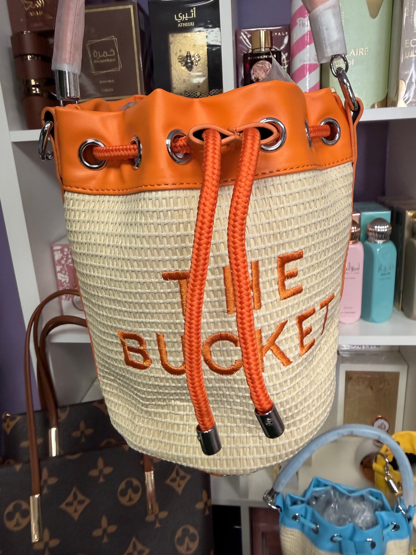 Mini bucket bag