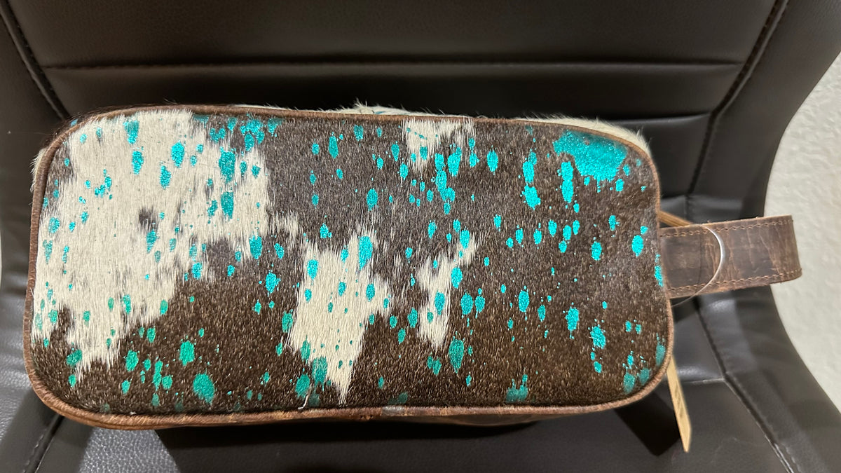 Leather Makeup Bag white The Makeup Institute Los Angeles