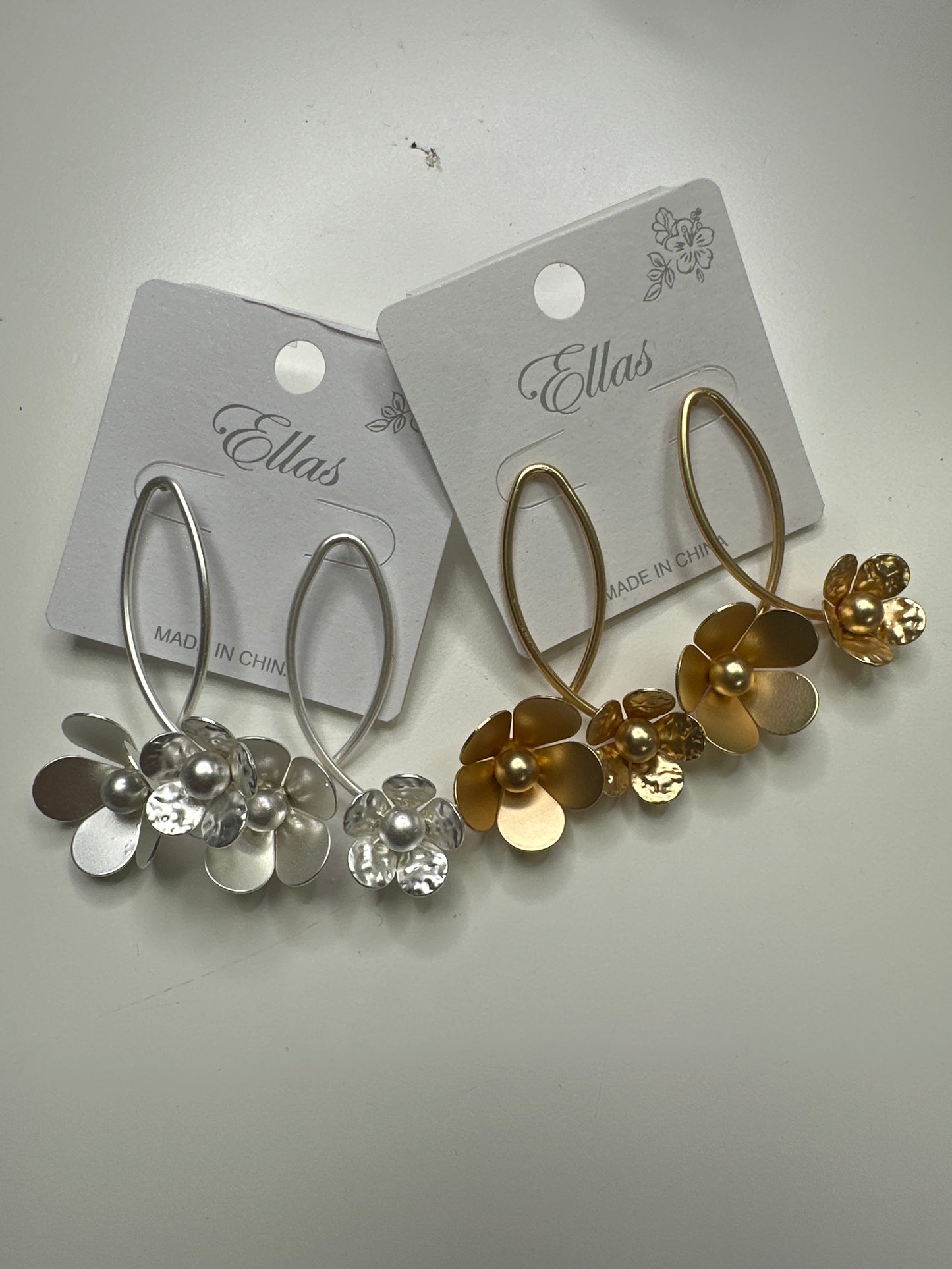 Flower earrings