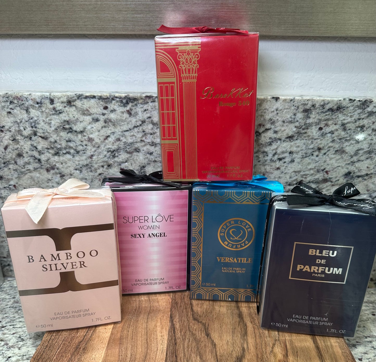 🌸 Friends Collection – 5-Piece Perfume Bundle (50 ml each)