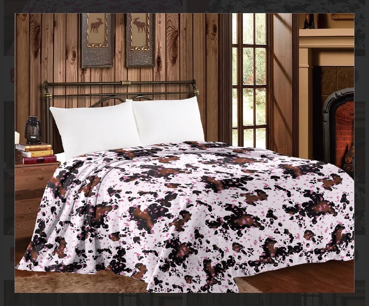 PINK ACID WASH COW PRINT - KING MIA BLANKET
