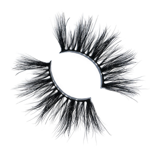 Queen Bee Eyelash- QUEEN ELIZABETH